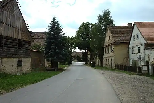 Le hameau de Svařenice.
