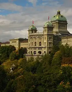 La façade sud du Palais fédéral.