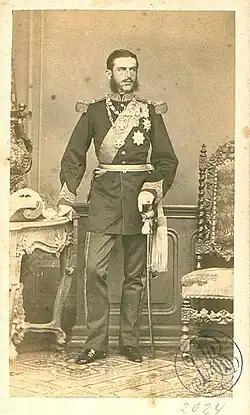 le prince Charles de Hohenzollern en uniforme militaire