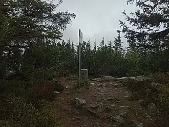 Le sommet de la tête des Immerlins avec son ancienne borne frontière.
