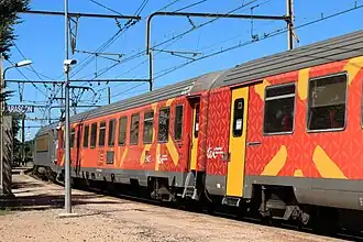 Voitures Corail en livrée TER Languedoc-Roussillon.