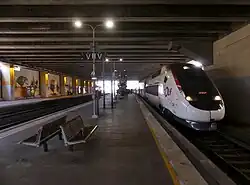 Photographie prise à l'intérieur de la gare de Saint-Raphaël.