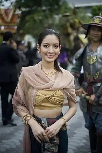 Taksaorn Paksukcharern มณีจันทร์ / Maneechan dans le film Naresuan