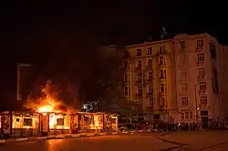 3 juin, des objets incendiés à proximité de la place Taksim.