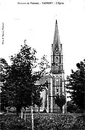 Taupont ː la nouvelle église Saint-Golven, au Nouveau Bourg, vers 1925 (carte postale).