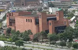 Description de cette image, également commentée ci-après