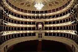 Théâtre municipal.