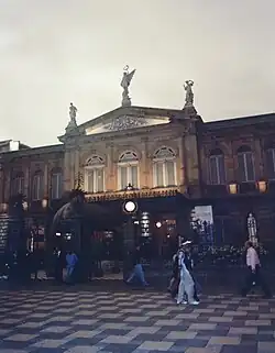 Le Théâtre national.