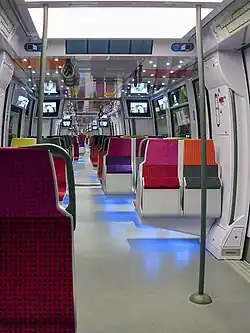 Vue de l'intercirculation entre les voitures.