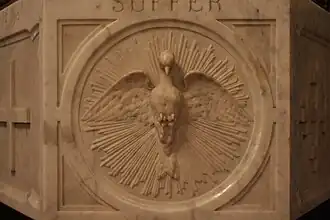 Détail du baptistère : la colombe