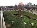 Jardins ornés d’une menorah, inspirés des jardins de Gethsémani.