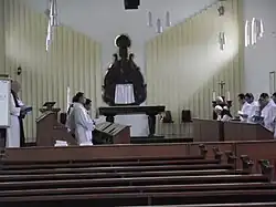 Photographie d'une office monastique.