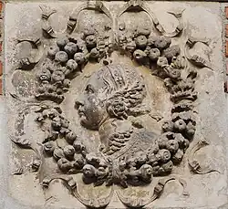 Médaillon Renaissance (hôtel Thomas de Montval - Nicolas Bachelier)