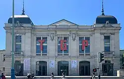 Description de cette image, également commentée ci-après