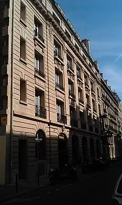 Description de cette image, également commentée ci-après