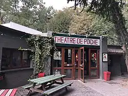 Description de cette image, également commentée ci-après