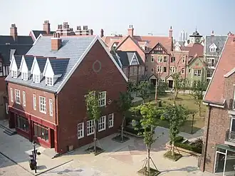 Thames Town, réplique chinoise d'une ville anglaise.