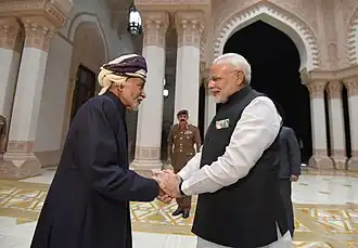 Salutations avec le Premier ministre de l’Inde Narendra Modi (Mascate, 2018).