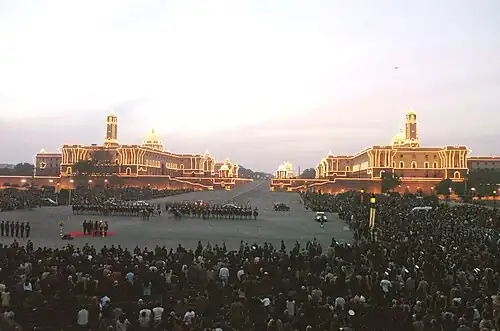 Cérémonie de la Battue en retraite&nbsp;(en), qui marque officiellement la fin de défilé du Jour de la République à New Delhi