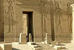 Entrée du temple d'Isis