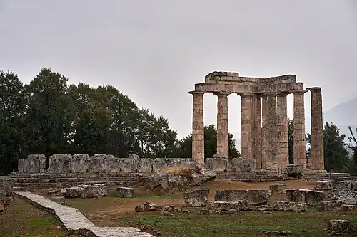 Vestiges du temple de Zeus de Némée.
