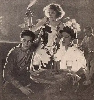 Description de cette image, également commentée ci-après