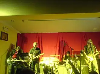 Description de cette image, également commentée ci-après