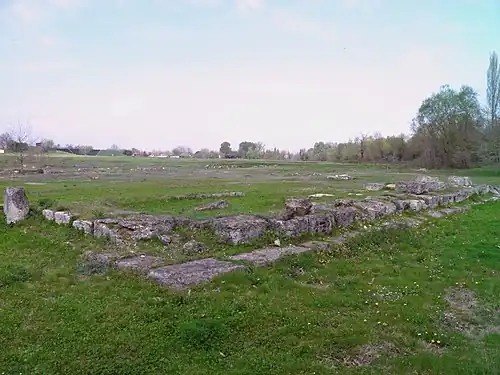 Emplacement du temple de Zeus Olympios à Dion.