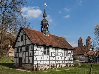 Le - ou la - Totenhofkapelle ancienne chapelle, devenue musée en plein air de Kloster Veßra. Mars 2017.