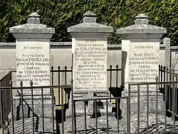 Sépultures de la famille Vuillefroy de Silly à Thury-sous-Clermont