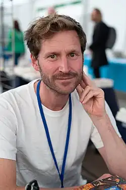 Description de cette image, également commentée ci-après