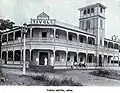 Hôtel Tivoli en 1896, utilisé comme poste de commandement des forces américaines lors de la bataille d'Apia.