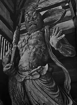 Niō de la grande porte sud (Nandai-mon) du Tōdai-ji de Nara, par Kaikei et Unkei, début XIIIe siècle.