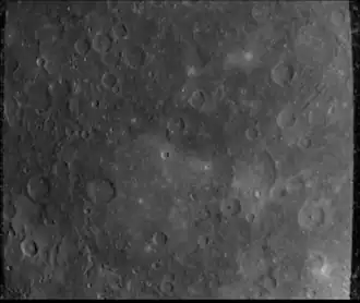 Image de Mariner 10 avec Tolstoï en bas