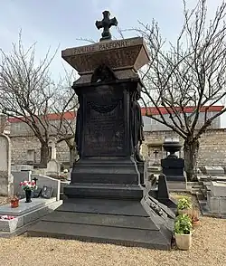 Tombe de la famille Parfonry.