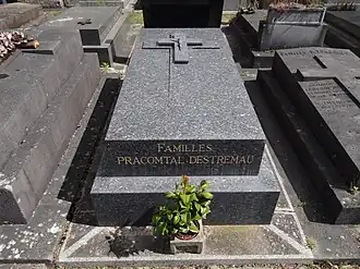 Tombe de Bernard Destremau.