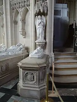 25Françoise d'Orléans, mademoiselle de Montpensier.