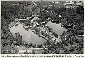 Vue aérienne du Mausolée de Minh Mang