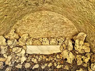 Cénotaphe de Narcissa Young.