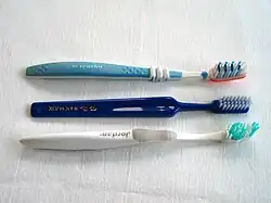 Brosses à dents modernes.