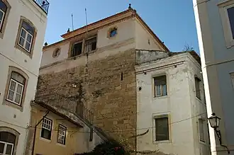 La tour d'Almedina.