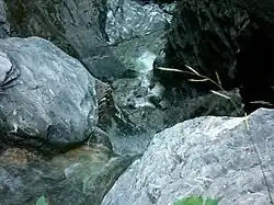 Torrent des encombres aux chutes de Planlebon