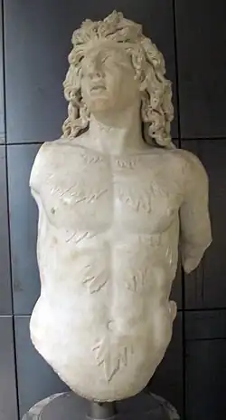 Torse d'un deuxième Triton ou centaure marin de via Foscolo (datant de 191-192).