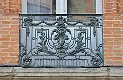 Bonfontan : détail d'une ferronnerie de Bernard Ortet.