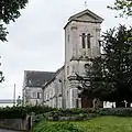Tour-porche de l'église.