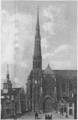 Tour Nord avant l'incendie.