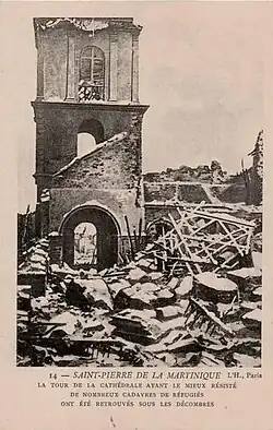 Tour subsistante de la façade le 10 mai 1902.