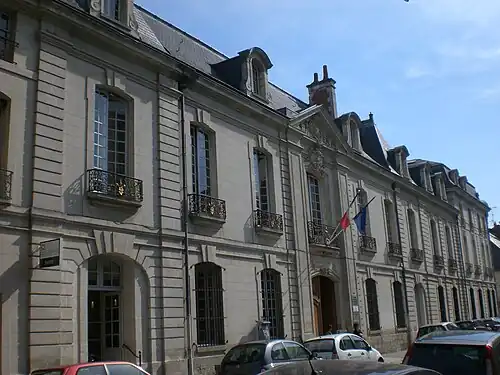 Chambre de commerce et d'industrie de Touraine, façade principale.