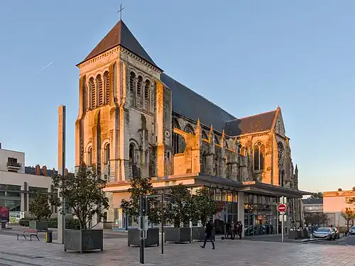 L'église Saint-Julien.