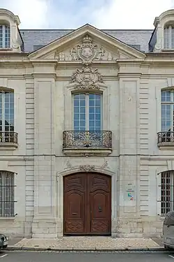 Façade de l'hôtel de la Chambre de commerce et d'industrie.
